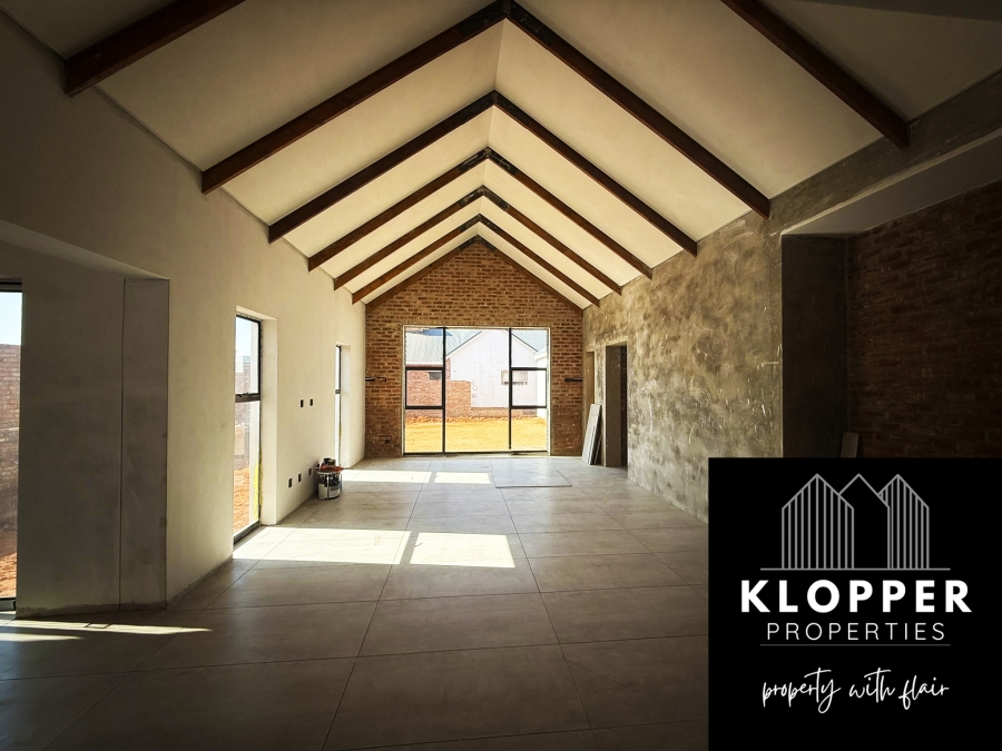 3 Bedroom Property for Sale in De Land Estate North West